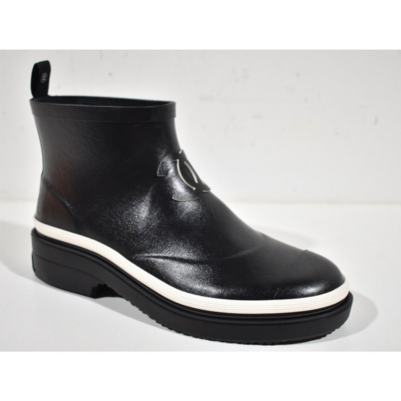 Chanel 23A Black White Caoutchouc Rubber CC Logo Low Top Short Rain Boots 38 - Picture 3 of 12